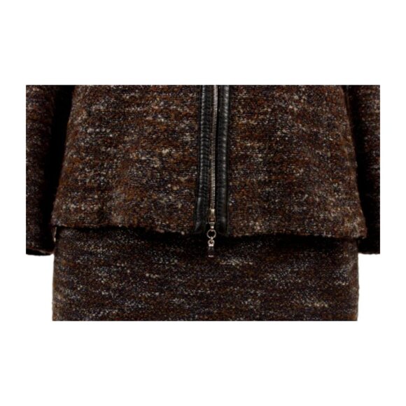 ST. JOHN KNIT TWEED SUIT WITH LEATHER TRIM - Picture 6 of 12